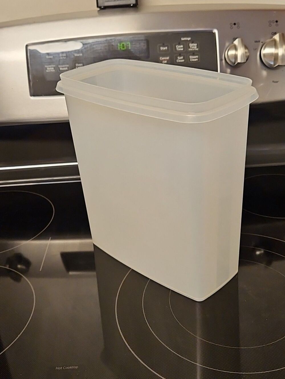 Vintage Tupperware Large Sheer Cereal Keeper Container 20 cup # 1588-2 No Lid